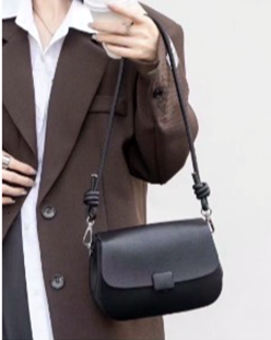 Kaelisse-Noir Kaelisse